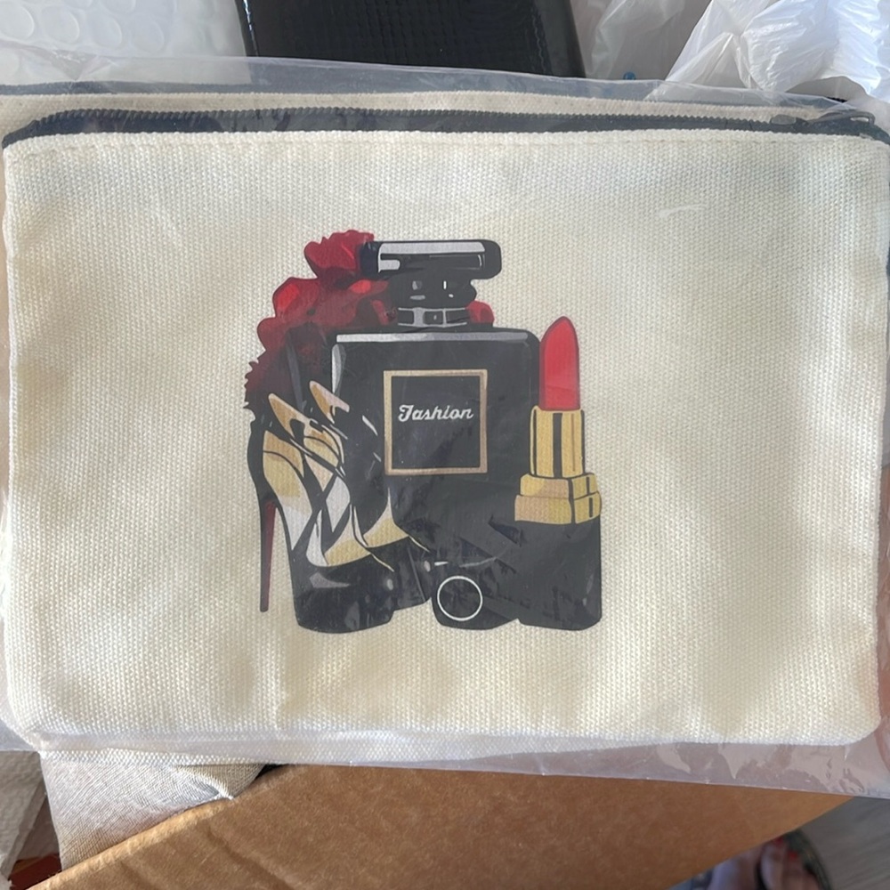 High Heels, Lipstick, Perfume & Roses Canvas Makeup Case NIP
